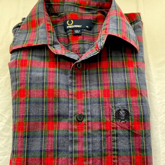 Fred Perry checkered long sleeve XS - Picture 1 of 2